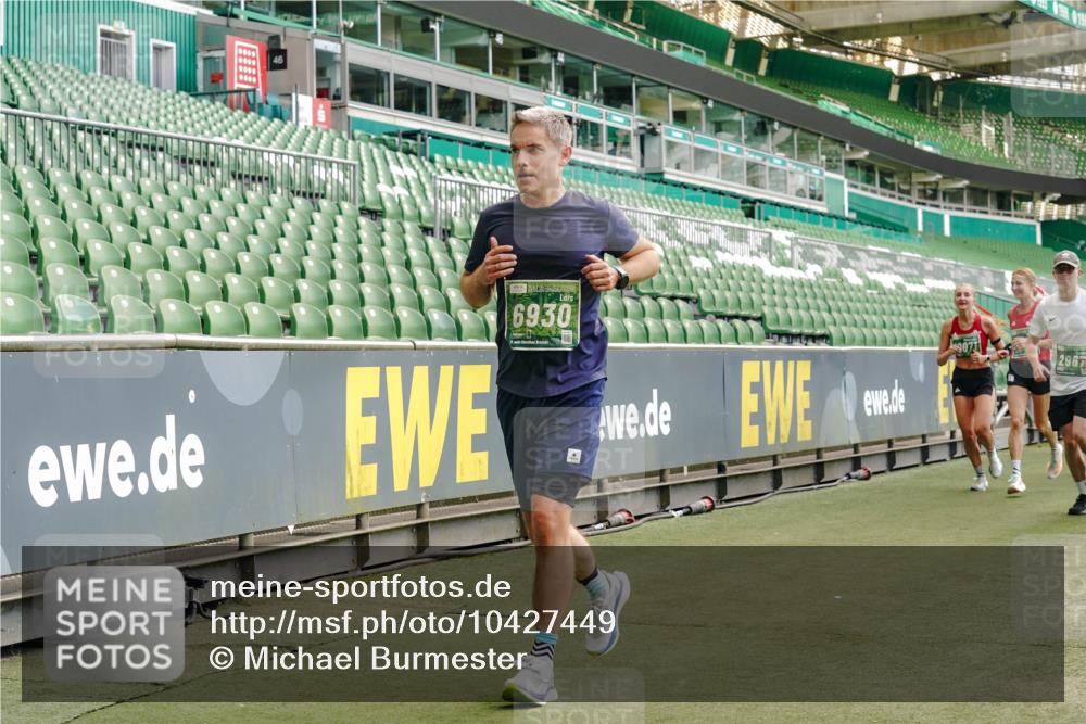 13.09.2026 - 21. swb-Marathon Bremen Michael Burmester http://msf.ph/oto/10427449 13.09.2026 13:02:34 Laufen im Stadion 150, 282, 440, 531, 722, 762, 930, 936, 940, 946, 1006, 1014, 1067, 1163, 1250, 1436, 1448, 1460, 1582, 1611, 1896, 2033, 2047, 2062, 2276, 2292, 2345, 2364, 2378, 2421, 2491, 2513, 2638, 2666, 2668, 2779, 2900, 2987, 3013, 3044, 3114, 3135, 3163, 3164, 3187, 3248, 3258, 3294, 3334, 3360, 3372, 3374, 3375, 3392, 3460, 3496, 3526, 3527, 3576, 3585, 3603, 3667, 3721, 3806, 3852, 3893, 3938, 3970, 3983, 4000, 4077, 4133, 4506, 4558 meine-sportfotos.de