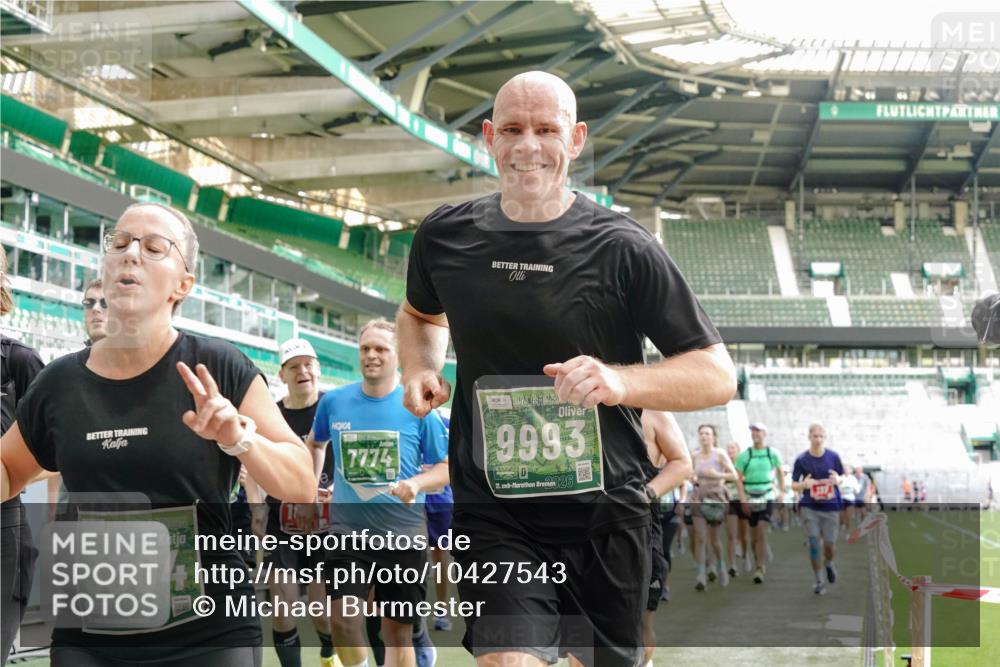 13.09.2026 - 21. swb-Marathon Bremen Michael Burmester http://msf.ph/oto/10427543 13.09.2026 13:25:47 Laufen im Stadion 202, 213, 294, 505, 530, 543, 645, 723, 815, 818, 966, 1077, 1283, 1410, 1443, 1459, 1463, 1473, 1487, 1491, 1504, 1515, 1530, 1561, 1618, 1744, 1828, 1830, 1953, 2058, 2059, 2095, 2211, 2267, 2271, 2298, 2308, 2312, 2323, 2354, 2382, 2384, 2497, 2506, 2508, 2554, 2558, 2576, 2591, 2592, 2644, 2656, 2675, 2752, 2762, 2817, 2833, 2878, 2896, 2965, 2970, 2981, 3005, 3047, 3062, 3097, 3142, 3172, 3211, 3259, 3298, 3306, 3329, 3359, 3381, 3390, 3433, 3629 meine-sportfotos.de