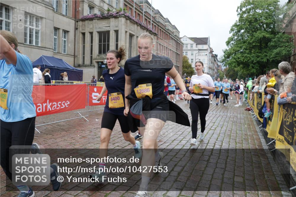 13.09.2026 - Kiel Lauf Yannick Fuchs http://msf.ph/oto/10427553 13.09.2026 11:06:48 Ziel 2041, 3213, 5565, 6931, 7145, 8029, 8704, 8822, 9467, 11559, 219, 458, 560, 631, 710, 805, 824, 2179, 3201, 3712, 3966, 4095, 4312, 4421, 4614, 5141, 5403, 5435, 6124, 6125, 6754, 7008, 7664, 8163, 8299, 8400, 8429, 9022, 9182, 9781, 9830, 10143, 10329, 10497, 10537, 10545, 10841, 11028, 11029, 11900, 12188, 12195, 12686, 1294, 1894, 3004, 3401, 4683, 4945, 5527, 6541, 6734, 7329, 7741, 8911, 9218, 9729, 10591, 10977, 824, 2781, 2782, 8163, 8400, 9781 meine-sportfotos.de