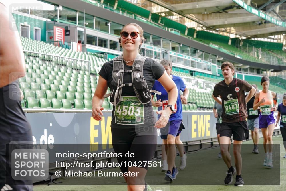 13.09.2026 - 21. swb-Marathon Bremen Michael Burmester http://msf.ph/oto/10427581 13.09.2026 13:25:50 Laufen im Stadion 202, 213, 294, 505, 530, 543, 645, 723, 815, 818, 833, 966, 1077, 1283, 1410, 1443, 1459, 1463, 1473, 1487, 1491, 1504, 1515, 1530, 1561, 1618, 1744, 1828, 1830, 1953, 2058, 2059, 2095, 2211, 2267, 2271, 2273, 2298, 2308, 2323, 2354, 2382, 2384, 2428, 2497, 2506, 2508, 2554, 2558, 2576, 2591, 2592, 2644, 2656, 2675, 2752, 2762, 2817, 2833, 2878, 2896, 2965, 2970, 2981, 3005, 3047, 3062, 3097, 3142, 3172, 3211, 3259, 3298, 3306, 3329, 3359, 3390, 3433, 3629 meine-sportfotos.de