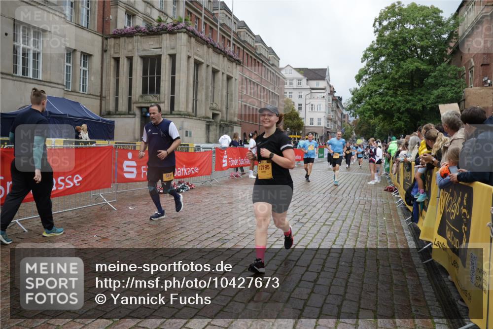 13.09.2026 - Kiel Lauf Yannick Fuchs http://msf.ph/oto/10427673 13.09.2026 11:06:58 Ziel 1894, 2041, 3213, 3401, 4683, 4945, 6541, 6931, 7329, 7741, 8822, 8911, 9218, 9467, 9729, 10591, 219, 560, 805, 3213, 3712, 4312, 4421, 4614, 5141, 5565, 7008, 7145, 7664, 8029, 8704, 8822, 9022, 9182, 9830, 10497, 10545, 11559, 11900, 12188, 12195, 102, 583, 1294, 2305, 3004, 5527, 5561, 6265, 6726, 6734, 9125, 10762, 10977, 11481, 12412, 458, 560, 631, 710, 2179, 3201, 3966, 4095, 4614, 5141, 5403, 5435, 6124, 6125, 6754, 8299, 8429, 10497, 10545, 12195 meine-sportfotos.de