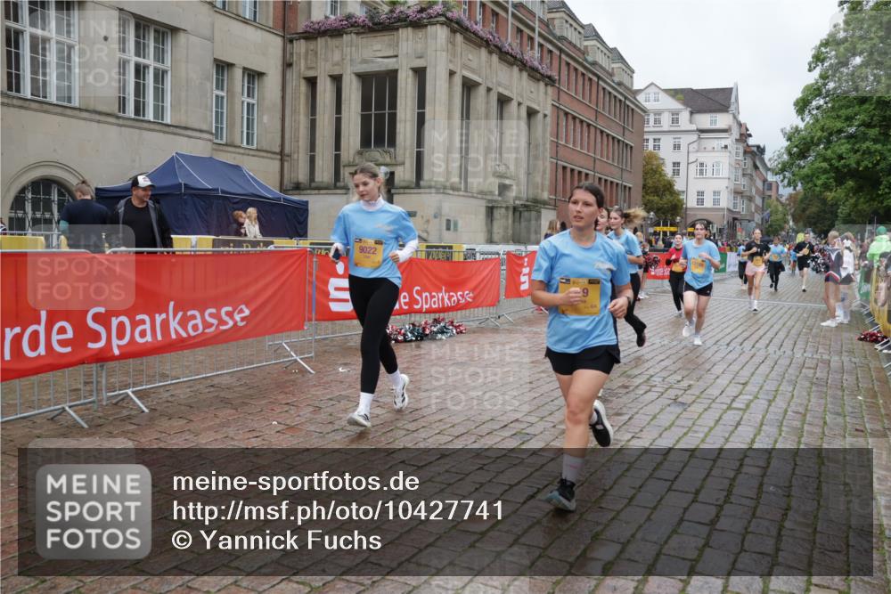 13.09.2026 - Kiel Lauf Yannick Fuchs http://msf.ph/oto/10427741 13.09.2026 11:07:05 Ziel 1294, 1894, 3004, 3401, 4683, 4945, 5527, 6541, 6734, 7741, 8911, 9218, 10591, 10977, 11481, 219, 2041, 3213, 3712, 4312, 4421, 4683, 5565, 6931, 7008, 7145, 7329, 7664, 8029, 8704, 8822, 9022, 9218, 9467, 9729, 9830, 11559, 12188, 102, 583, 733, 2305, 4214, 5123, 5561, 5901, 6265, 6726, 9125, 10762, 10924, 11443, 12412, 219, 560, 805, 4614, 5141, 9022, 9182, 9830, 10497, 10545, 11900, 12195 meine-sportfotos.de
