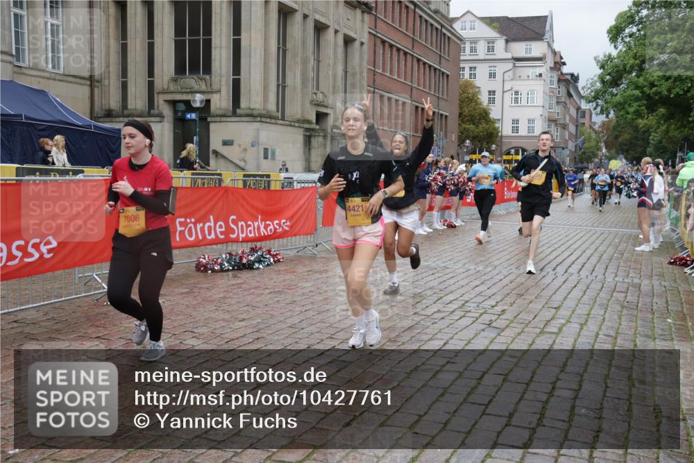 13.09.2026 - Kiel Lauf Yannick Fuchs http://msf.ph/oto/10427761 13.09.2026 11:07:10 Ziel 102, 583, 1294, 2305, 3004, 3401, 5527, 6265, 6541, 6734, 7741, 10591, 10762, 10977, 11481, 12412, 1894, 2041, 3213, 4312, 4421, 4683, 4945, 5565, 6541, 6931, 7008, 7145, 7329, 7664, 8029, 8704, 8822, 8911, 9218, 9467, 9729, 11559, 733, 885, 1344, 1587, 4214, 5123, 5561, 5901, 6380, 6726, 9125, 10924, 11443, 12184, 219, 805, 3712, 4312, 4421, 7008, 7664, 9022, 9182, 9830, 12188 meine-sportfotos.de