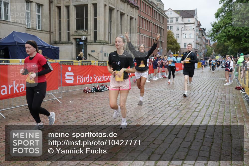 13.09.2026 - Kiel Lauf Yannick Fuchs http://msf.ph/oto/10427771 13.09.2026 11:07:10 Ziel 102, 583, 1294, 2305, 3004, 3401, 5527, 6265, 6541, 6734, 7741, 10591, 10762, 10977, 11481, 12412, 1894, 2041, 3213, 4312, 4421, 4683, 4945, 5565, 6541, 6931, 7008, 7145, 7329, 7664, 8029, 8704, 8822, 8911, 9218, 9467, 9729, 11559, 733, 885, 1344, 1587, 4214, 5123, 5561, 5901, 6380, 6726, 9125, 10924, 11443, 12184, 219, 805, 3712, 4312, 4421, 7008, 7664, 9022, 9182, 9830, 12188 meine-sportfotos.de