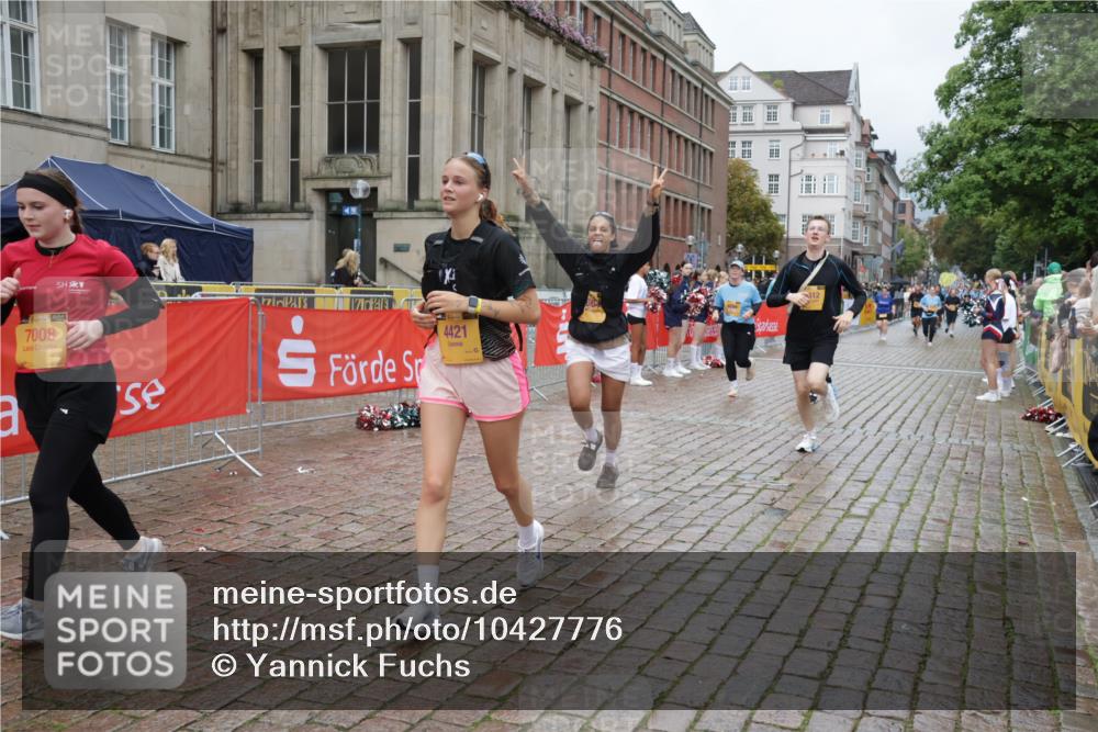 13.09.2026 - Kiel Lauf Yannick Fuchs http://msf.ph/oto/10427776 13.09.2026 11:07:10 Ziel 102, 583, 1294, 2305, 3004, 3401, 5527, 6265, 6541, 6734, 7741, 10591, 10762, 10977, 11481, 12412, 1894, 2041, 3213, 4312, 4421, 4683, 4945, 5565, 6541, 6931, 7008, 7145, 7329, 7664, 8029, 8704, 8822, 8911, 9218, 9467, 9729, 11559, 733, 885, 1344, 1587, 4214, 5123, 5561, 5901, 6380, 6726, 9125, 10924, 11443, 12184, 219, 805, 3712, 4312, 4421, 7008, 7664, 9022, 9182, 9830, 12188 meine-sportfotos.de