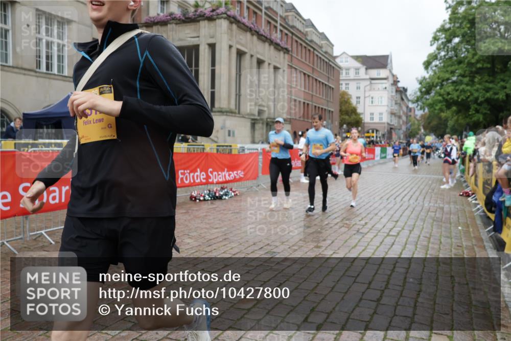 13.09.2026 - Kiel Lauf Yannick Fuchs http://msf.ph/oto/10427800 13.09.2026 11:07:12 Ziel 102, 583, 1294, 2305, 3004, 3401, 5527, 6265, 6726, 6734, 7741, 9125, 10762, 10977, 11481, 12412, 1894, 2041, 3213, 3401, 4312, 4683, 4945, 5565, 6541, 6931, 7145, 7329, 7664, 7741, 8029, 8704, 8822, 8911, 9218, 9467, 9729, 10591, 11559, 733, 885, 1344, 1587, 1601, 4214, 5123, 5561, 5901, 6380, 10924, 11443, 12184, 219, 3712, 4312, 4421, 5565, 7008, 7664, 8704, 9022, 9830, 11559, 12188 meine-sportfotos.de
