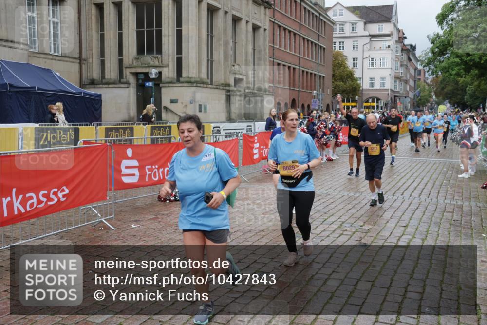 13.09.2026 - Kiel Lauf Yannick Fuchs http://msf.ph/oto/10427843 13.09.2026 11:07:20 Ziel 102, 583, 733, 2305, 4214, 5123, 5561, 5901, 6265, 6726, 9125, 10762, 10924, 11443, 11481, 12412, 1294, 1894, 2041, 3004, 3213, 3401, 4683, 4945, 5527, 6541, 6734, 6931, 7145, 7329, 7741, 8029, 8822, 8911, 9218, 9467, 9729, 10591, 10977, 11481, 356, 660, 885, 1344, 1587, 1601, 1637, 2905, 2940, 4983, 5095, 5138, 5139, 5542, 5554, 5638, 6380, 6690, 7625, 9064, 9604, 10873, 11015, 12184, 12267, 12706, 3213, 5565, 7145, 8029, 8704, 8822, 11559 meine-sportfotos.de