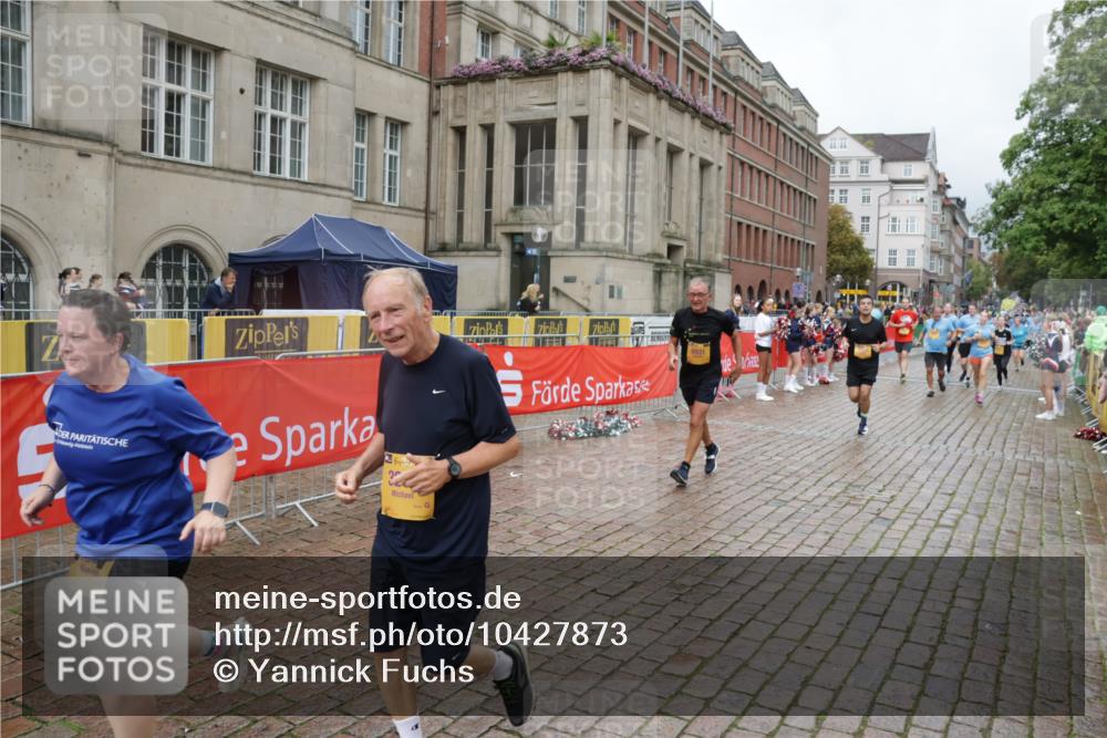 13.09.2026 - Kiel Lauf Yannick Fuchs http://msf.ph/oto/10427873 13.09.2026 11:07:23 Ziel 583, 733, 885, 1344, 1587, 2305, 4214, 5123, 5561, 5901, 6726, 9125, 10762, 10924, 11443, 12184, 12412, 102, 583, 1294, 1894, 2041, 2305, 3004, 3213, 3401, 4683, 4945, 5527, 6265, 6541, 6734, 6931, 7329, 7741, 8822, 8911, 9218, 9467, 9729, 10591, 10977, 11481, 356, 660, 1601, 1637, 2905, 2940, 4983, 5095, 5138, 5139, 5542, 5554, 5638, 6380, 6690, 6727, 7035, 7625, 9064, 9604, 10873, 11015, 12267, 12706, 3213, 6931, 7145, 8029, 8822 meine-sportfotos.de
