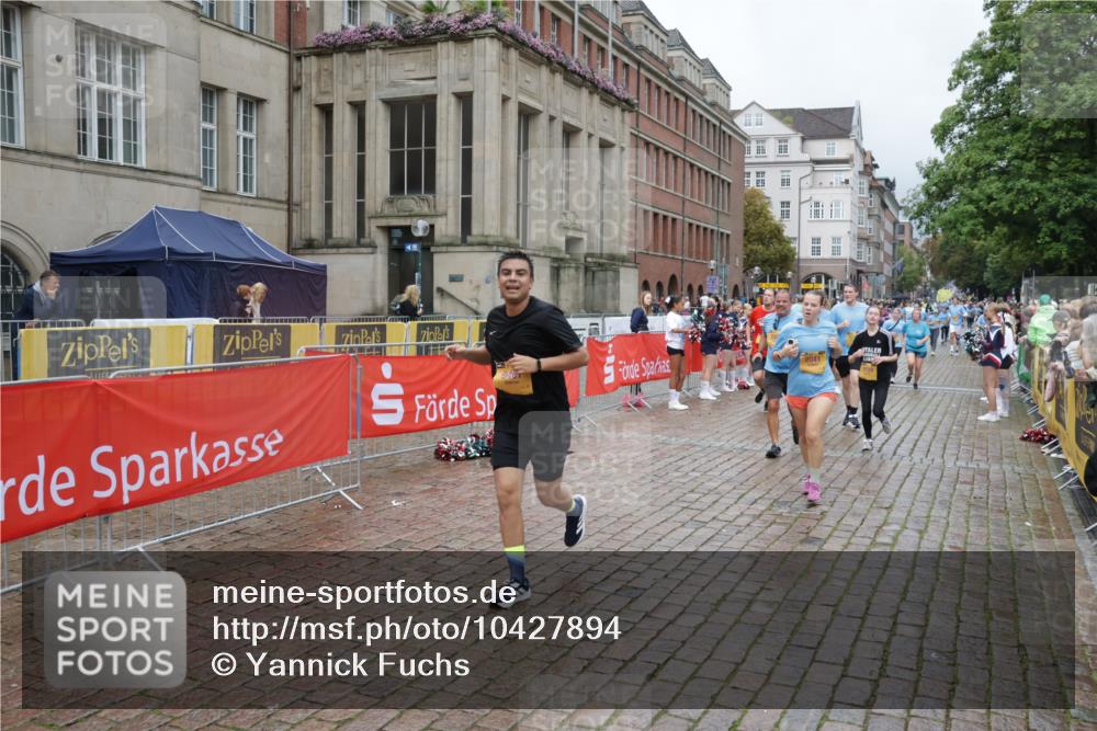 13.09.2026 - Kiel Lauf Yannick Fuchs http://msf.ph/oto/10427894 13.09.2026 11:07:26 Ziel 733, 885, 1344, 1587, 4214, 5123, 5561, 5901, 6380, 6726, 9125, 10924, 11443, 12184, 102, 583, 1294, 1894, 2041, 2305, 3004, 3401, 4683, 4945, 5527, 6265, 6541, 6734, 6931, 7329, 7741, 8911, 9218, 9467, 9729, 10591, 10762, 10977, 11481, 12412, 356, 656, 660, 1136, 1601, 1637, 2905, 2940, 3986, 4983, 5095, 5138, 5139, 5542, 5554, 5638, 6086, 6690, 6727, 7035, 7625, 9064, 9604, 10244, 10873, 11015, 12267, 12706, 2041, 3213, 6931, 7145, 8029, 8822 meine-sportfotos.de