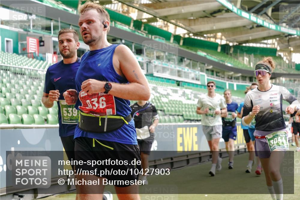 13.09.2026 - 21. swb-Marathon Bremen Michael Burmester http://msf.ph/oto/10427903 13.09.2026 13:02:44 Laufen im Stadion 150, 282, 531, 596, 722, 762, 930, 936, 940, 946, 1006, 1014, 1067, 1163, 1250, 1436, 1458, 1460, 1582, 1611, 1896, 2033, 2047, 2062, 2276, 2292, 2345, 2364, 2378, 2421, 2434, 2513, 2625, 2638, 2666, 2668, 2779, 2900, 2934, 2987, 3013, 3044, 3114, 3135, 3163, 3164, 3187, 3248, 3258, 3294, 3334, 3360, 3374, 3392, 3460, 3496, 3510, 3527, 3576, 3585, 3597, 3603, 3667, 3721, 3806, 3846, 3852, 3859, 3893, 3938, 3970, 3983, 4000, 4077, 4133, 4506, 4558 meine-sportfotos.de