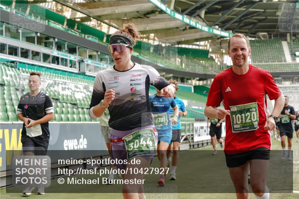 13.09.2026 - 21. swb-Marathon Bremen Michael Burmester http://msf.ph/oto/10427927 13.09.2026 13:02:44 Laufen im Stadion 150, 282, 531, 596, 722, 762, 930, 936, 940, 946, 1006, 1014, 1067, 1163, 1250, 1436, 1458, 1460, 1582, 1611, 1896, 2033, 2047, 2062, 2276, 2292, 2345, 2364, 2378, 2421, 2434, 2513, 2625, 2638, 2666, 2668, 2779, 2900, 2934, 2987, 3013, 3044, 3114, 3135, 3163, 3164, 3187, 3248, 3258, 3294, 3334, 3360, 3374, 3392, 3460, 3496, 3510, 3527, 3576, 3585, 3597, 3603, 3667, 3721, 3806, 3846, 3852, 3859, 3893, 3938, 3970, 3983, 4000, 4077, 4133, 4506, 4558 meine-sportfotos.de