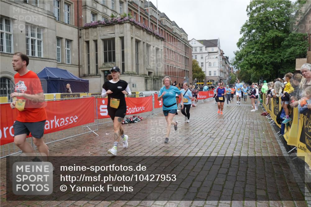 13.09.2026 - Kiel Lauf Yannick Fuchs http://msf.ph/oto/10427953 13.09.2026 11:07:31 Ziel 660, 733, 885, 1344, 1587, 1601, 1637, 2905, 4214, 5123, 5138, 5139, 5542, 5554, 5638, 6380, 6690, 7625, 9064, 9604, 11443, 12184, 12706, 102, 583, 1294, 1894, 2305, 3004, 3401, 4945, 5527, 5561, 5901, 6265, 6541, 6726, 6734, 7741, 8911, 9125, 10591, 10762, 10924, 10977, 11443, 11481, 12412, 94, 311, 356, 656, 1136, 2940, 3986, 4983, 5095, 6086, 6404, 6727, 7035, 9952, 10244, 10873, 11015, 11407, 12013, 12267, 12730, 1894, 2041, 4683, 4945, 6931 meine-sportfotos.de