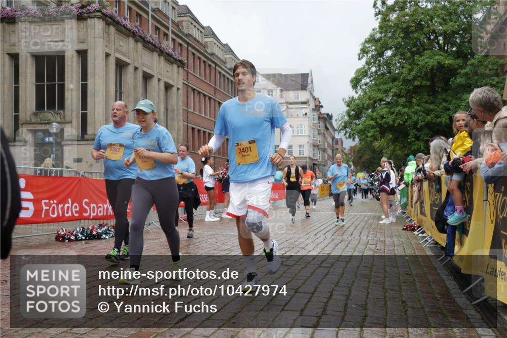 13.09.2026 - Kiel Lauf Yannick Fuchs http://msf.ph/oto/10427974 13.09.2026 11:07:36 Ziel 356, 660, 885, 1344, 1587, 1601, 1637, 2905, 2940, 4983, 5095, 5138, 5139, 5542, 5554, 5638, 6380, 6690, 7625, 9064, 9604, 10873, 11015, 12184, 12267, 12706, 102, 583, 733, 885, 1294, 1344, 1587, 2305, 3004, 3401, 4214, 5123, 5527, 5561, 5901, 6265, 6726, 6734, 7741, 9125, 10591, 10762, 10924, 10977, 11443, 11481, 12184, 12412, 94, 311, 656, 1136, 2136, 3828, 3986, 6086, 6404, 6727, 7035, 9952, 10244, 11407, 12013, 12379, 12730, 1294, 1894, 3401, 4683, 4945, 5527, 6541 meine-sportfotos.de