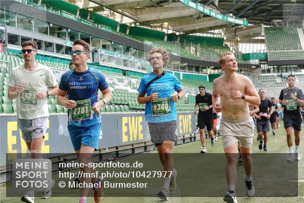 13.09.2026 - 21. swb-Marathon Bremen Michael Burmester http://msf.ph/oto/10427977 13.09.2026 13:02:46 Laufen im Stadion 150, 282, 488, 531, 596, 722, 762, 930, 936, 940, 946, 1006, 1014, 1067, 1163, 1250, 1436, 1458, 1460, 1611, 1771, 1896, 2033, 2047, 2062, 2276, 2292, 2345, 2364, 2378, 2421, 2434, 2513, 2625, 2638, 2666, 2668, 2779, 2900, 2934, 2977, 2987, 3013, 3044, 3114, 3135, 3163, 3164, 3187, 3248, 3258, 3294, 3334, 3360, 3374, 3392, 3402, 3460, 3496, 3510, 3527, 3576, 3585, 3597, 3603, 3667, 3721, 3806, 3846, 3852, 3859, 3893, 3938, 3970, 3983, 4000, 4077, 4133, 4506, 4558 meine-sportfotos.de
