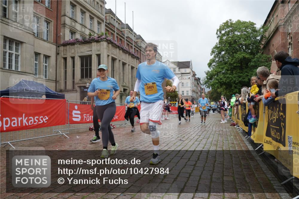 13.09.2026 - Kiel Lauf Yannick Fuchs http://msf.ph/oto/10427984 13.09.2026 11:07:36 Ziel 356, 660, 885, 1344, 1587, 1601, 1637, 2905, 2940, 4983, 5095, 5138, 5139, 5542, 5554, 5638, 6380, 6690, 7625, 9064, 9604, 10873, 11015, 12184, 12267, 12706, 102, 583, 733, 885, 1294, 1344, 1587, 2305, 3004, 3401, 4214, 5123, 5527, 5561, 5901, 6265, 6726, 6734, 7741, 9125, 10591, 10762, 10924, 10977, 11443, 11481, 12184, 12412, 94, 311, 656, 1136, 2136, 3828, 3986, 6086, 6404, 6727, 7035, 9952, 10244, 11407, 12013, 12379, 12730, 1294, 1894, 3401, 4683, 4945, 5527, 6541 meine-sportfotos.de