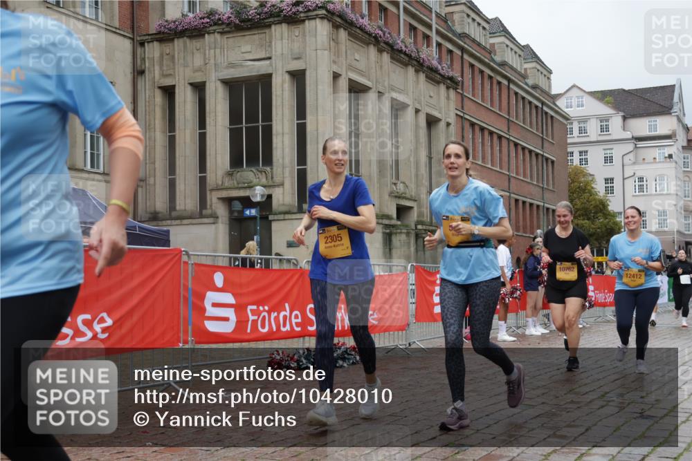 13.09.2026 - Kiel Lauf Yannick Fuchs http://msf.ph/oto/10428010 13.09.2026 11:07:46 Ziel 94, 311, 356, 656, 660, 1136, 1637, 2940, 3986, 4983, 5095, 6086, 6404, 6727, 7035, 9604, 9952, 10244, 10873, 11015, 11407, 12013, 12267, 12730, 102, 583, 660, 733, 885, 1344, 1587, 1601, 1637, 2305, 2905, 4214, 5123, 5138, 5139, 5542, 5554, 5561, 5638, 5901, 6265, 6380, 6690, 6726, 7625, 9064, 9125, 9604, 10762, 10924, 11443, 12184, 12412, 12706, 121, 755, 1951, 2120, 2136, 3397, 3828, 4297, 4949, 5833, 7123, 10702, 12379, 102, 583, 1294, 2305, 3004, 5527, 10762 meine-sportfotos.de