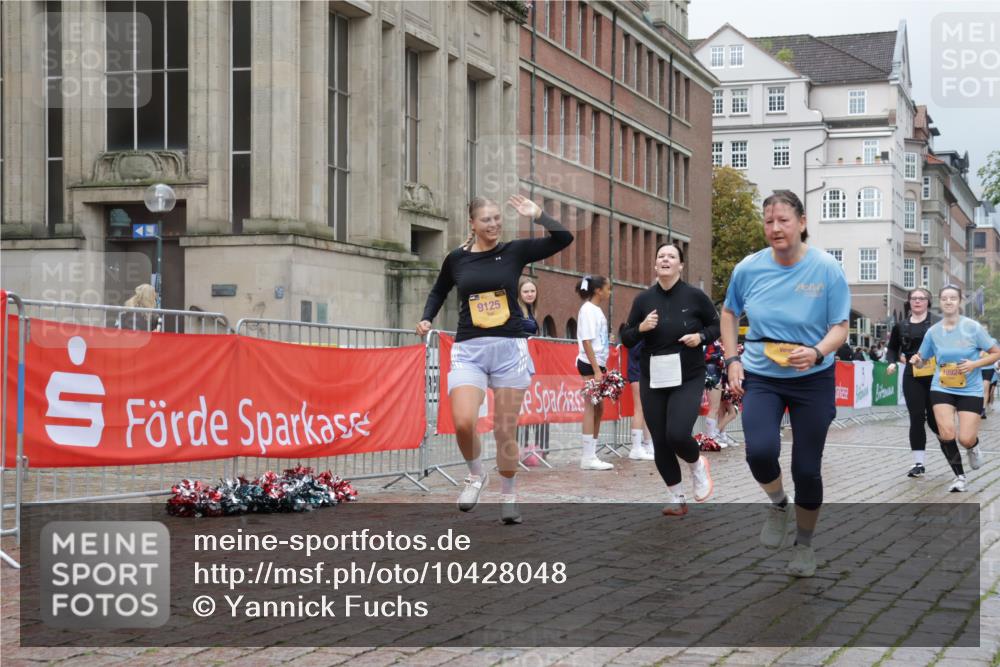 13.09.2026 - Kiel Lauf Yannick Fuchs http://msf.ph/oto/10428048 13.09.2026 11:07:50 Ziel 94, 311, 656, 1136, 3828, 3986, 5095, 6086, 6404, 6727, 7035, 9952, 10244, 10873, 11407, 12013, 12379, 12730, 356, 660, 733, 885, 1344, 1587, 1601, 1637, 2905, 2940, 4214, 4983, 5095, 5123, 5138, 5139, 5542, 5554, 5561, 5638, 5901, 6380, 6690, 6726, 7625, 9064, 9125, 9604, 10873, 10924, 11015, 11443, 12184, 12267, 12412, 12706, 121, 755, 1951, 2120, 2136, 3397, 4297, 4949, 5833, 6401, 7123, 8019, 10702, 102, 583, 2305, 5561, 6726, 9125, 10762, 12412 meine-sportfotos.de