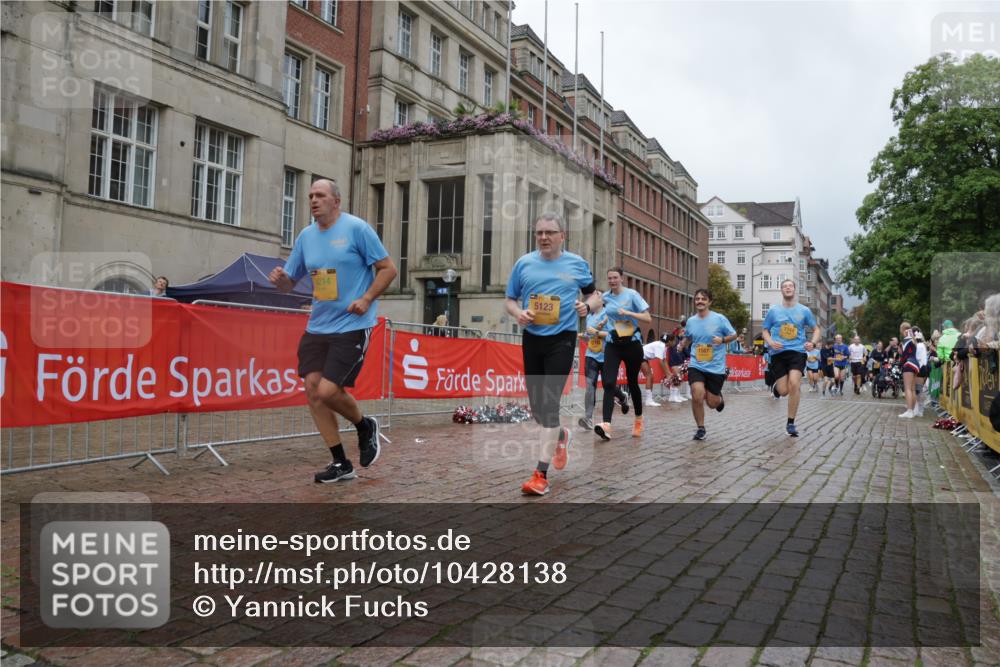 13.09.2026 - Kiel Lauf Yannick Fuchs http://msf.ph/oto/10428138 13.09.2026 11:07:58 Ziel 94, 121, 311, 755, 1951, 2136, 3397, 3828, 4297, 4949, 5833, 6404, 7123, 9952, 10702, 11407, 12013, 12379, 311, 356, 656, 660, 885, 1136, 1344, 1587, 1601, 1637, 2905, 2940, 3986, 4214, 4983, 5095, 5123, 5138, 5139, 5542, 5554, 5638, 6086, 6380, 6690, 6727, 7035, 7625, 9064, 9604, 10244, 10873, 11015, 11407, 12013, 12184, 12267, 12706, 12730, 2120, 6401, 7108, 7254, 8019, 10525, 733, 885, 1344, 1587, 4214, 5123, 5561, 5901, 6726, 9125, 10924, 11443, 12184 meine-sportfotos.de