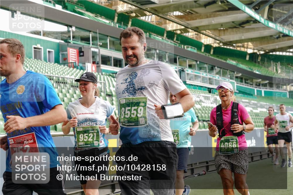13.09.2026 - 21. swb-Marathon Bremen Michael Burmester http://msf.ph/oto/10428158 13.09.2026 13:26:11 Laufen im Stadion 202, 213, 294, 390, 505, 530, 543, 645, 815, 818, 833, 966, 1077, 1283, 1410, 1443, 1459, 1473, 1487, 1504, 1515, 1530, 1561, 1618, 1700, 1744, 1828, 1830, 1953, 2058, 2059, 2267, 2271, 2273, 2298, 2308, 2309, 2354, 2382, 2384, 2388, 2428, 2506, 2508, 2542, 2554, 2558, 2576, 2582, 2591, 2592, 2656, 2675, 2752, 2762, 2817, 2833, 2878, 2896, 2965, 2970, 2981, 3005, 3047, 3062, 3084, 3097, 3142, 3172, 3211, 3259, 3329, 3359, 3390, 3433, 3540, 3629 meine-sportfotos.de
