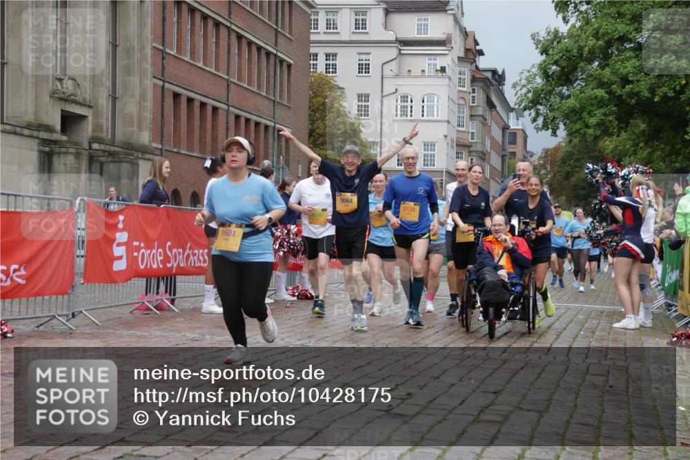 13.09.2026 - Kiel Lauf Yannick Fuchs http://msf.ph/oto/10428175 13.09.2026 11:08:04 Ziel 121, 755, 1951, 2120, 2136, 3397, 3828, 4297, 4949, 5833, 6401, 7123, 8019, 10702, 12379, 94, 311, 356, 656, 660, 1136, 1601, 1637, 2905, 2940, 3828, 3986, 4983, 5095, 5138, 5139, 5542, 5554, 5638, 6086, 6380, 6404, 6690, 6727, 7035, 7625, 9064, 9604, 9952, 10244, 10873, 11015, 11407, 12013, 12267, 12379, 12706, 12730, 3798, 5856, 6061, 6185, 7108, 7254, 10525, 733, 885, 1344, 1587, 1601, 4214, 5123, 6380, 12184 meine-sportfotos.de