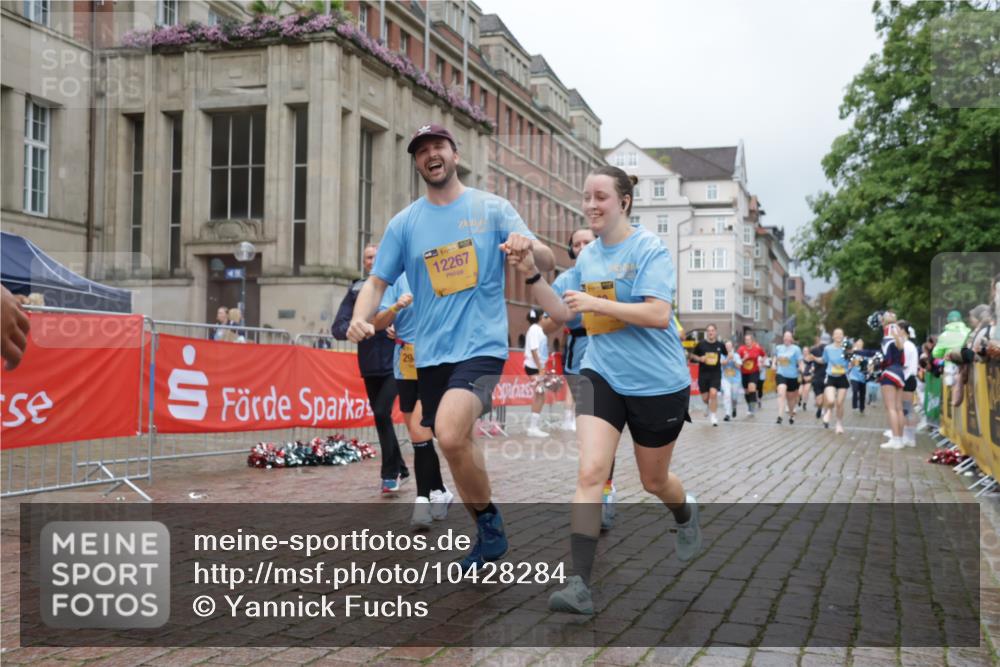 13.09.2026 - Kiel Lauf Yannick Fuchs http://msf.ph/oto/10428284 13.09.2026 11:08:12 Ziel 121, 2120, 4949, 5833, 6401, 7108, 7254, 8019, 10525, 10702, 94, 121, 311, 356, 656, 755, 1136, 1951, 2136, 2940, 3397, 3828, 3986, 4297, 4983, 5095, 6086, 6404, 6727, 7035, 7123, 9952, 10244, 10702, 10873, 11015, 11407, 12013, 12267, 12379, 12730, 1067, 2235, 3536, 3798, 5418, 5856, 6061, 6185, 6360, 6626, 7667, 356, 660, 1601, 1637, 2905, 2940, 4983, 5095, 5138, 5139, 5542, 5554, 5638, 6380, 6690, 7625, 9064, 9604, 10873, 11015, 12267 meine-sportfotos.de