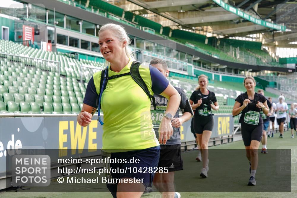 13.09.2026 - 21. swb-Marathon Bremen Michael Burmester http://msf.ph/oto/10428285 13.09.2026 13:26:17 Laufen im Stadion 202, 213, 294, 364, 390, 505, 530, 543, 645, 815, 818, 833, 966, 1077, 1283, 1410, 1443, 1459, 1473, 1487, 1504, 1515, 1530, 1561, 1618, 1700, 1744, 1828, 1830, 1953, 2058, 2059, 2271, 2273, 2298, 2308, 2309, 2354, 2382, 2384, 2388, 2404, 2428, 2506, 2508, 2542, 2558, 2576, 2582, 2591, 2592, 2656, 2675, 2748, 2752, 2762, 2817, 2833, 2878, 2896, 2965, 2970, 2981, 3005, 3047, 3050, 3062, 3084, 3097, 3142, 3172, 3211, 3259, 3329, 3359, 3390, 3433, 3540, 3629 meine-sportfotos.de