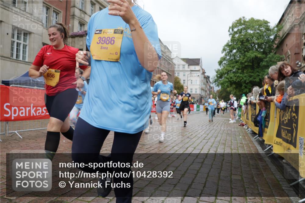 13.09.2026 - Kiel Lauf Yannick Fuchs http://msf.ph/oto/10428392 13.09.2026 11:08:20 Ziel 3798, 5856, 6061, 6185, 6360, 7108, 7254, 10525, 94, 121, 311, 656, 755, 1136, 1951, 2120, 2136, 3397, 3828, 3986, 4297, 4949, 5833, 6086, 6401, 6404, 7123, 8019, 9952, 10702, 11407, 12013, 12379, 12730, 834, 1067, 2235, 2575, 3536, 5418, 6576, 6626, 6662, 7667, 9162, 9800, 10645, 10647, 11442, 311, 656, 1136, 2940, 3986, 4983, 5095, 6086, 6727, 7035, 10244, 10873, 11407, 12013, 12267, 12730 meine-sportfotos.de