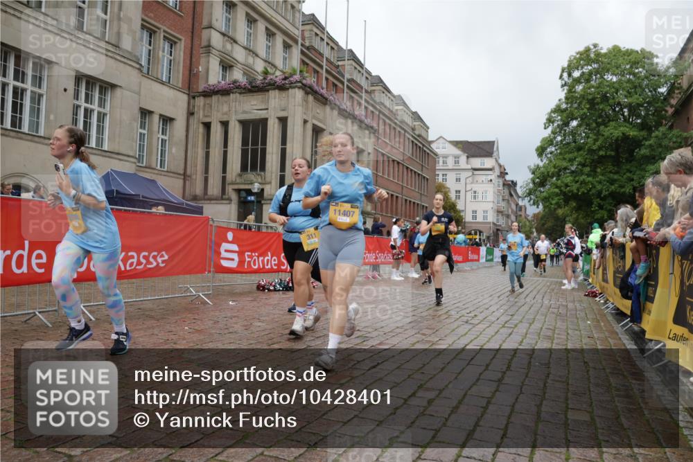 13.09.2026 - Kiel Lauf Yannick Fuchs http://msf.ph/oto/10428401 13.09.2026 11:08:21 Ziel 3798, 5856, 6061, 6185, 6360, 7108, 7254, 10525, 94, 121, 311, 656, 755, 1951, 2120, 2136, 3397, 3828, 3986, 4297, 4949, 5833, 6401, 6404, 7123, 8019, 9952, 10702, 11407, 12013, 12379, 12730, 834, 1067, 1170, 2235, 2575, 3536, 4709, 5418, 6576, 6626, 6662, 7667, 9162, 9800, 10645, 10647, 11442, 311, 656, 1136, 2940, 3986, 5095, 6086, 6727, 7035, 10244, 10873, 11407, 12013, 12730 meine-sportfotos.de