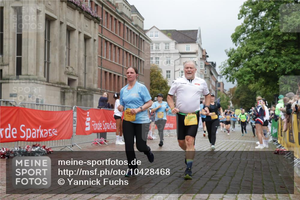 13.09.2026 - Kiel Lauf Yannick Fuchs http://msf.ph/oto/10428468 13.09.2026 11:08:27 Ziel 1067, 2235, 3536, 3798, 5418, 5856, 6061, 6185, 6360, 6626, 7108, 7667, 121, 755, 1951, 2120, 2136, 3397, 3828, 4297, 4949, 5833, 6401, 7108, 7123, 7254, 8019, 10525, 10702, 12379, 24, 25, 834, 1170, 2250, 2575, 4709, 6576, 6662, 9162, 9800, 10645, 10647, 11442, 94, 311, 656, 1136, 3828, 3986, 6086, 6404, 9952, 11407, 12013, 12379, 12730 meine-sportfotos.de