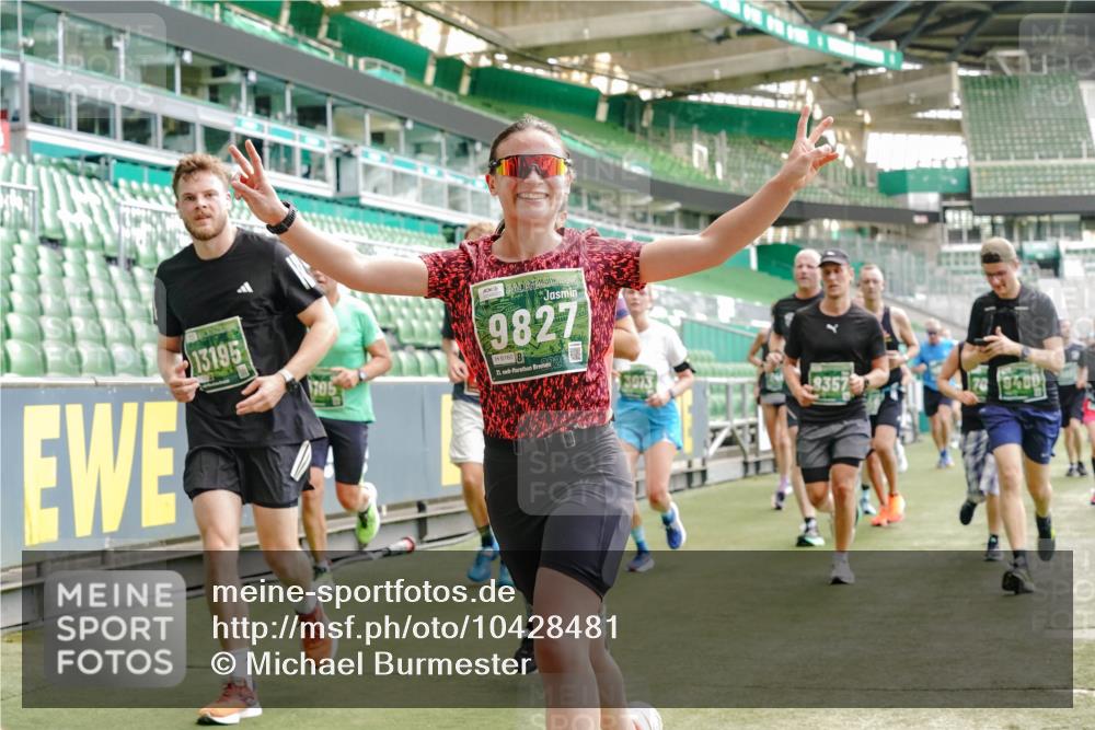 13.09.2026 - 21. swb-Marathon Bremen Michael Burmester http://msf.ph/oto/10428481 13.09.2026 13:02:56 Laufen im Stadion 150, 488, 531, 596, 722, 725, 762, 930, 936, 940, 946, 1006, 1014, 1067, 1163, 1250, 1436, 1458, 1460, 1611, 1771, 2033, 2047, 2062, 2223, 2276, 2292, 2345, 2364, 2378, 2421, 2434, 2513, 2625, 2638, 2666, 2668, 2779, 2900, 2934, 2977, 2987, 3013, 3044, 3114, 3135, 3163, 3164, 3187, 3248, 3258, 3294, 3334, 3360, 3392, 3402, 3460, 3496, 3510, 3527, 3576, 3585, 3597, 3603, 3618, 3667, 3721, 3806, 3846, 3852, 3859, 3893, 3938, 3970, 3983, 4000, 4077, 4133, 4506, 4558 meine-sportfotos.de