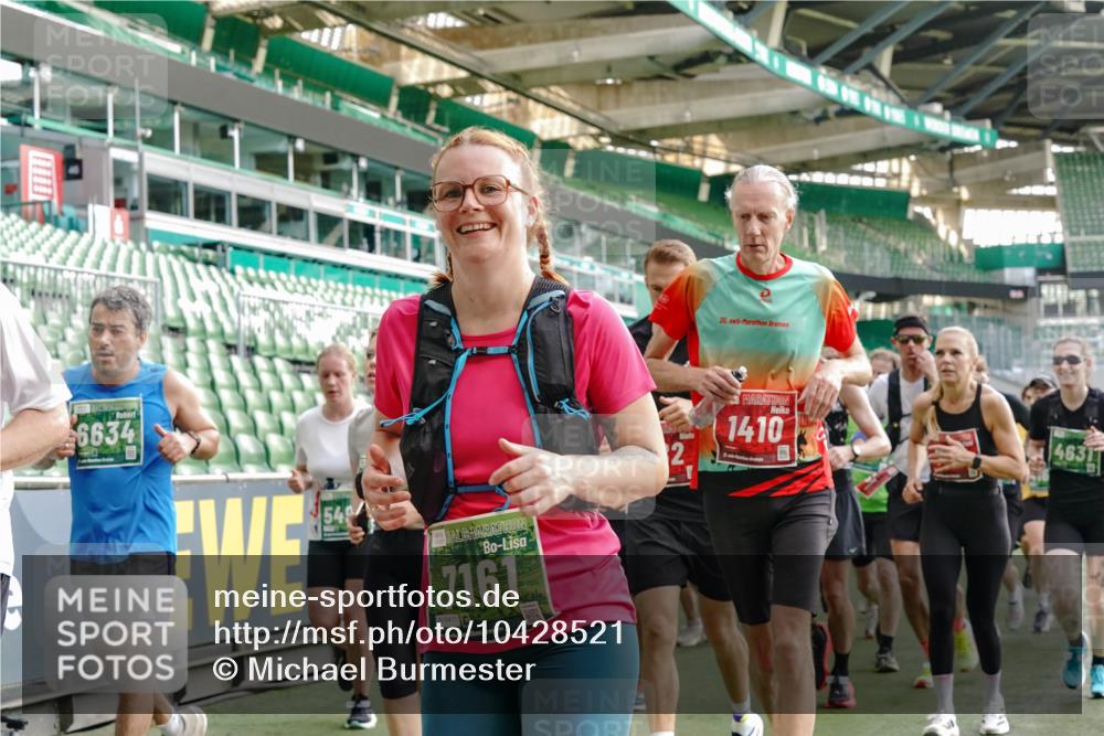13.09.2026 - 21. swb-Marathon Bremen Michael Burmester http://msf.ph/oto/10428521 13.09.2026 13:26:27 Laufen im Stadion 186, 202, 364, 390, 530, 543, 645, 815, 818, 833, 966, 1077, 1283, 1410, 1443, 1459, 1473, 1487, 1504, 1530, 1561, 1618, 1700, 1744, 1828, 1830, 1953, 2058, 2059, 2271, 2273, 2298, 2308, 2309, 2354, 2382, 2384, 2388, 2404, 2428, 2506, 2507, 2508, 2542, 2558, 2576, 2582, 2591, 2592, 2656, 2675, 2748, 2752, 2762, 2817, 2833, 2875, 2878, 2896, 2965, 2970, 2981, 3005, 3047, 3050, 3062, 3084, 3097, 3142, 3172, 3259, 3329, 3359, 3390, 3433, 3540, 3629, 3756 meine-sportfotos.de