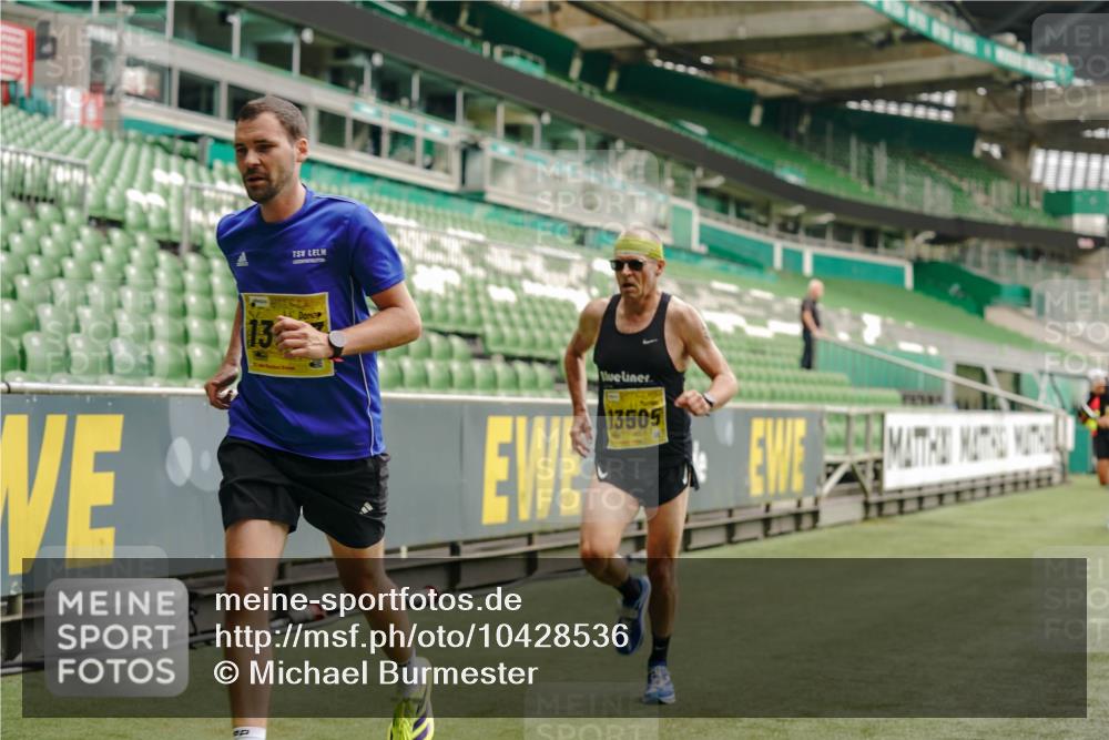 13.09.2026 - 21. swb-Marathon Bremen Michael Burmester http://msf.ph/oto/10428536 13.09.2026 10:19:43 Laufen im Stadion 10261, 10262, 10366, 10475, 10994, 11067, 11068, 11176, 11197, 11418, 11481, 11512, 11652, 12324, 12358, 12413, 13505, 13530, 13533, 13534, 13536, 13540, 13541, 13543, 13550, 13558, 13560, 13564, 13573, 13581, 13582, 13588, 13590, 13599, 13601, 13605, 13610, 13618, 13619, 13622, 13632, 13633, 13638, 13639, 10597, 12272, 13501, 13510, 13515, 13517, 13525, 13542, 13547, 13567, 13579, 13623, 13627, 13635 meine-sportfotos.de