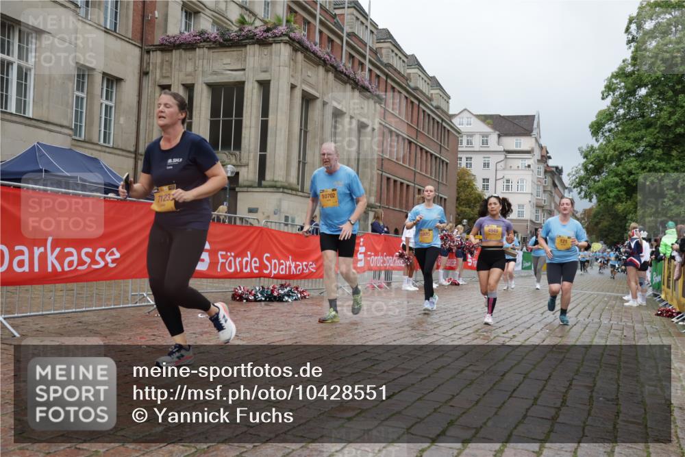 13.09.2026 - Kiel Lauf Yannick Fuchs http://msf.ph/oto/10428551 13.09.2026 11:08:35 Ziel 834, 1067, 2235, 2575, 3536, 5418, 6360, 6576, 6626, 6662, 7667, 9162, 9800, 10645, 10647, 11442, 121, 2120, 3798, 4949, 5833, 5856, 6061, 6185, 6360, 6401, 7108, 7123, 7254, 8019, 10525, 10702, 24, 25, 1170, 1226, 2250, 2951, 4709, 10928, 11674, 12334, 121, 755, 1951, 2136, 3397, 3828, 4297, 4949, 5833, 7123, 10702, 12379 meine-sportfotos.de