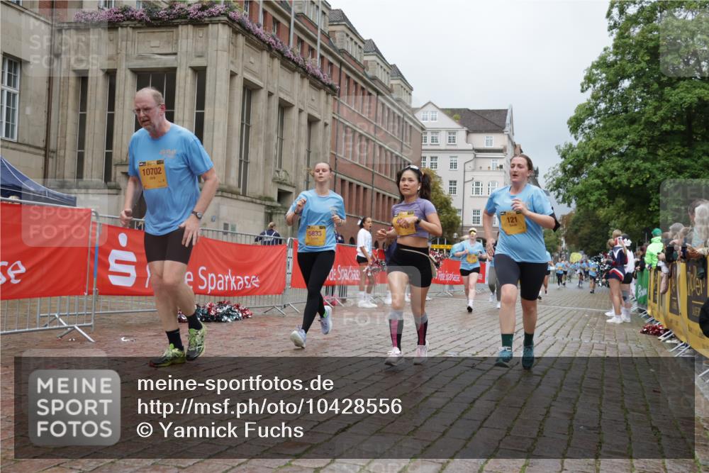 13.09.2026 - Kiel Lauf Yannick Fuchs http://msf.ph/oto/10428556 13.09.2026 11:08:35 Ziel 834, 1067, 2235, 2575, 3536, 5418, 6360, 6576, 6626, 6662, 7667, 9162, 9800, 10645, 10647, 11442, 121, 2120, 3798, 4949, 5833, 5856, 6061, 6185, 6360, 6401, 7108, 7123, 7254, 8019, 10525, 10702, 24, 25, 1170, 1226, 2250, 2951, 4709, 10928, 11674, 12334, 121, 755, 1951, 2136, 3397, 3828, 4297, 4949, 5833, 7123, 10702, 12379 meine-sportfotos.de