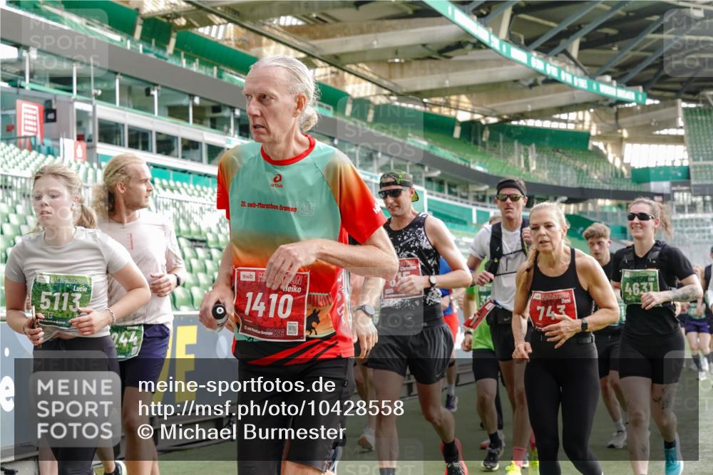 13.09.2026 - 21. swb-Marathon Bremen Michael Burmester http://msf.ph/oto/10428558 13.09.2026 13:26:28 Laufen im Stadion 186, 202, 364, 390, 530, 543, 645, 815, 818, 833, 966, 1077, 1283, 1410, 1443, 1459, 1473, 1487, 1504, 1530, 1561, 1618, 1700, 1744, 1828, 1830, 1953, 2058, 2059, 2271, 2273, 2298, 2308, 2309, 2354, 2382, 2384, 2388, 2404, 2428, 2506, 2507, 2508, 2542, 2558, 2576, 2582, 2591, 2592, 2656, 2675, 2748, 2752, 2762, 2817, 2875, 2878, 2896, 2965, 2970, 2981, 3005, 3047, 3050, 3062, 3084, 3097, 3142, 3172, 3184, 3259, 3329, 3359, 3390, 3433, 3540, 3629, 3756 meine-sportfotos.de