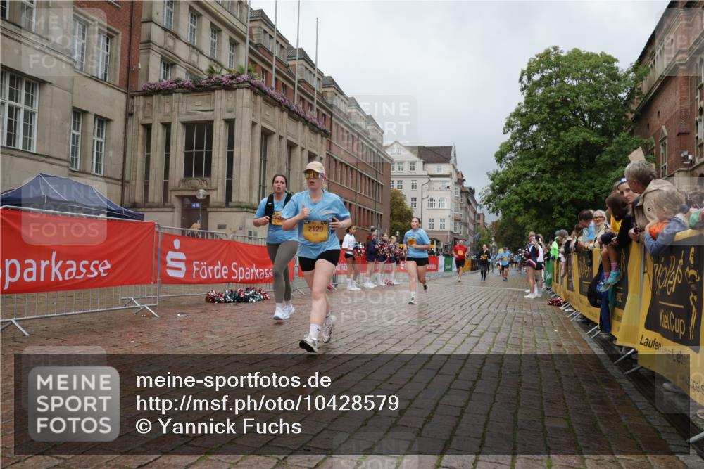 13.09.2026 - Kiel Lauf Yannick Fuchs http://msf.ph/oto/10428579 13.09.2026 11:08:40 Ziel 24, 25, 834, 1170, 2575, 4709, 5418, 6576, 6626, 6662, 7667, 9162, 9800, 10645, 10647, 11442, 1067, 2120, 2235, 3536, 3798, 5418, 5856, 6061, 6185, 6360, 6401, 7108, 7254, 7667, 8019, 10525, 1226, 2250, 2951, 4526, 9752, 10813, 10928, 11674, 12334, 121, 755, 1951, 2120, 4949, 5833, 6401, 7123, 8019, 10702 meine-sportfotos.de