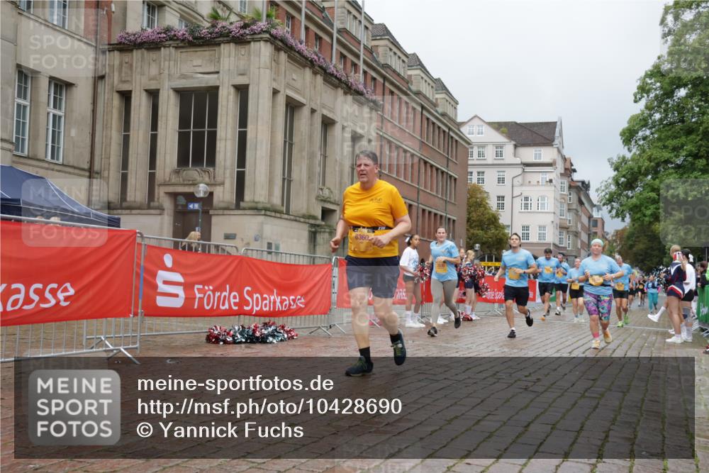13.09.2026 - Kiel Lauf Yannick Fuchs http://msf.ph/oto/10428690 13.09.2026 11:08:57 Ziel 1226, 1569, 2250, 2951, 3022, 4526, 9752, 10813, 10928, 11674, 12334, 24, 25, 834, 1067, 1170, 2235, 2250, 2575, 3536, 3798, 4709, 5418, 6360, 6576, 6626, 6662, 7667, 9162, 9800, 10645, 10647, 11442, 1934, 3752, 6028, 7681, 8933, 9112, 9995, 12238, 12532, 3798, 5856, 6061, 6185, 6360, 7108, 7254, 10525 meine-sportfotos.de