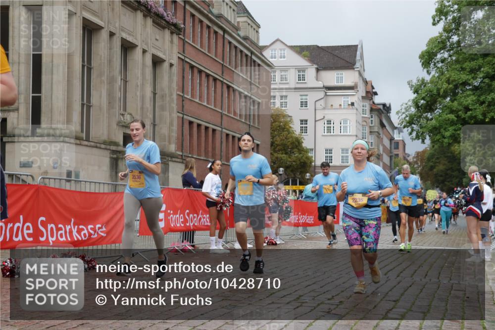 13.09.2026 - Kiel Lauf Yannick Fuchs http://msf.ph/oto/10428710 13.09.2026 11:08:59 Ziel 1226, 1569, 3022, 3752, 4526, 6028, 7681, 9752, 10813, 10928, 11674, 12238, 12334, 24, 25, 834, 1067, 1170, 2235, 2250, 2575, 2951, 3536, 4709, 5418, 6360, 6576, 6626, 6662, 7667, 9162, 9800, 10645, 10647, 11442, 1934, 8637, 8933, 9112, 9995, 12532, 2235, 3536, 3798, 5856, 6061, 6185, 6360, 7108 meine-sportfotos.de