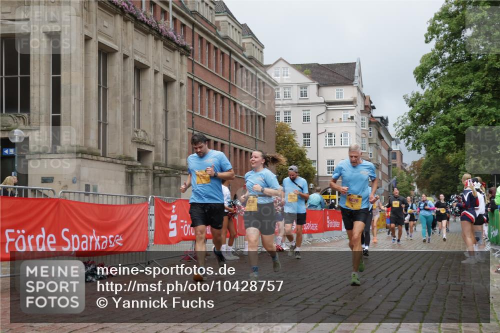 13.09.2026 - Kiel Lauf Yannick Fuchs http://msf.ph/oto/10428757 13.09.2026 11:09:02 Ziel 1226, 1569, 3022, 3752, 4526, 6028, 7681, 9112, 9752, 10813, 11674, 12238, 12334, 24, 25, 834, 1067, 1170, 2235, 2250, 2575, 2951, 3536, 4709, 5418, 6576, 6626, 6662, 7667, 9162, 9800, 10645, 10647, 10928, 11442, 607, 1934, 8637, 8933, 8979, 9995, 10184, 10253, 10262, 10263, 10268, 11889, 12532, 1067, 2235, 3536, 3798, 5418, 6061, 6185, 6360, 7667 meine-sportfotos.de