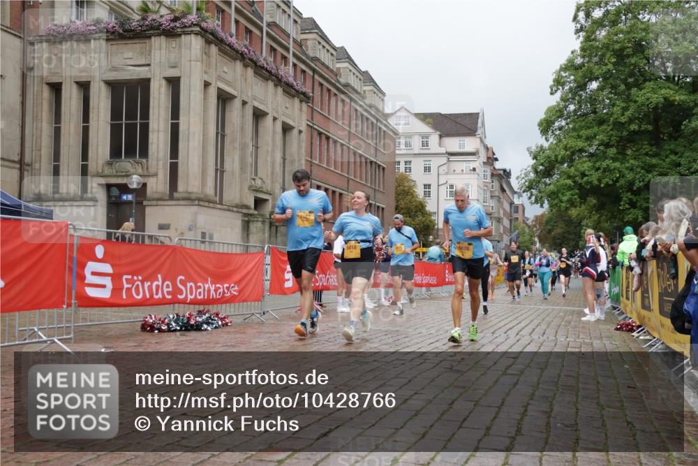 13.09.2026 - Kiel Lauf Yannick Fuchs http://msf.ph/oto/10428766 13.09.2026 11:09:02 Ziel 1226, 1569, 3022, 3752, 4526, 6028, 7681, 9112, 9752, 10813, 11674, 12238, 12334, 24, 25, 834, 1067, 1170, 2235, 2250, 2575, 2951, 3536, 4709, 5418, 6576, 6626, 6662, 7667, 9162, 9800, 10645, 10647, 10928, 11442, 607, 1934, 8637, 8933, 8979, 9995, 10184, 10253, 10262, 10263, 10268, 11889, 12532, 1067, 2235, 3536, 3798, 5418, 6061, 6185, 6360, 7667 meine-sportfotos.de