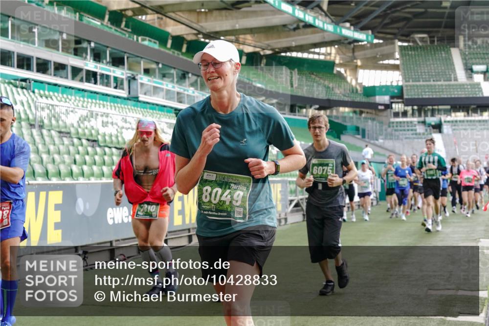 13.09.2026 - 21. swb-Marathon Bremen Michael Burmester http://msf.ph/oto/10428833 13.09.2026 13:26:38 Laufen im Stadion 186, 202, 364, 390, 530, 543, 645, 815, 818, 833, 966, 1077, 1283, 1410, 1412, 1443, 1459, 1473, 1487, 1530, 1561, 1608, 1618, 1700, 1744, 1828, 1953, 1961, 2058, 2059, 2273, 2298, 2308, 2309, 2354, 2382, 2384, 2388, 2404, 2428, 2507, 2508, 2542, 2558, 2576, 2582, 2591, 2592, 2656, 2675, 2725, 2748, 2752, 2762, 2817, 2875, 2878, 2896, 2923, 2965, 2970, 2981, 3045, 3047, 3050, 3062, 3073, 3084, 3097, 3172, 3184, 3259, 3329, 3359, 3433, 3540, 3592, 3629, 3756 meine-sportfotos.de