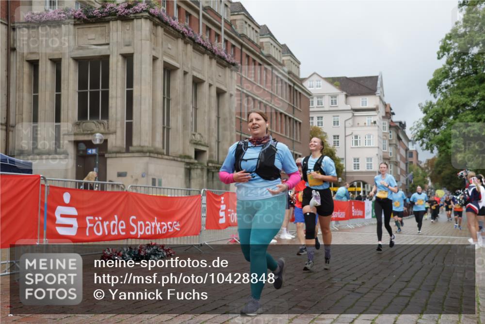 13.09.2026 - Kiel Lauf Yannick Fuchs http://msf.ph/oto/10428848 13.09.2026 11:09:11 Ziel 1569, 1934, 3022, 3752, 6028, 7681, 8933, 9112, 9995, 12238, 12532, 24, 25, 1170, 1226, 1569, 2250, 2951, 3022, 4526, 4709, 6576, 6662, 9162, 9752, 9800, 10645, 10647, 10813, 10928, 11674, 12334, 607, 2784, 7310, 8637, 8922, 8979, 10184, 10253, 10262, 10263, 10268, 11889, 834, 2575, 5418, 6576, 6626, 6662, 7667, 9162, 9800, 10645, 10647, 11442 meine-sportfotos.de