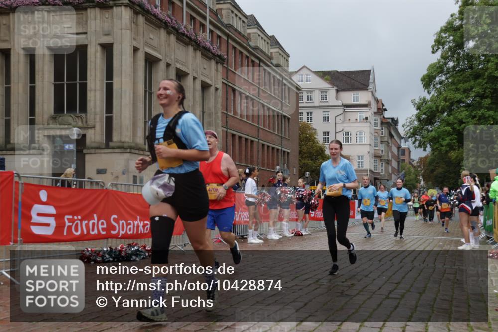 13.09.2026 - Kiel Lauf Yannick Fuchs http://msf.ph/oto/10428874 13.09.2026 11:09:13 Ziel 1934, 3752, 6028, 7681, 8637, 8933, 9112, 9995, 12238, 12532, 24, 25, 1170, 1226, 1569, 2250, 2951, 3022, 3752, 4526, 4709, 6028, 6576, 7681, 9162, 9752, 10813, 10928, 11674, 12238, 12334, 607, 2784, 7310, 8922, 8979, 10184, 10253, 10262, 10263, 10268, 11889, 834, 1170, 2575, 4709, 6576, 6626, 6662, 9162, 9800, 10645, 10647, 11442 meine-sportfotos.de