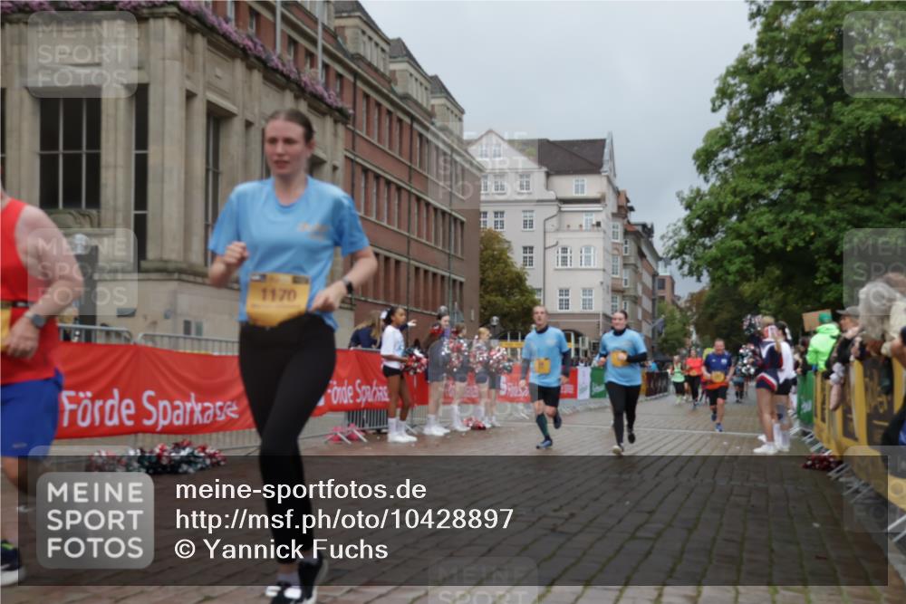 13.09.2026 - Kiel Lauf Yannick Fuchs http://msf.ph/oto/10428897 13.09.2026 11:09:14 Ziel 1934, 8637, 8933, 9112, 9995, 12532, 24, 25, 1170, 1226, 1569, 2250, 2951, 3022, 3752, 4526, 4709, 6028, 6576, 7681, 9752, 10813, 10928, 11674, 12238, 12334, 607, 2784, 7310, 8922, 8979, 10184, 10253, 10262, 10263, 10268, 11889, 834, 1170, 2575, 4709, 6576, 6662, 9162, 9800, 10645, 10647, 11442 meine-sportfotos.de