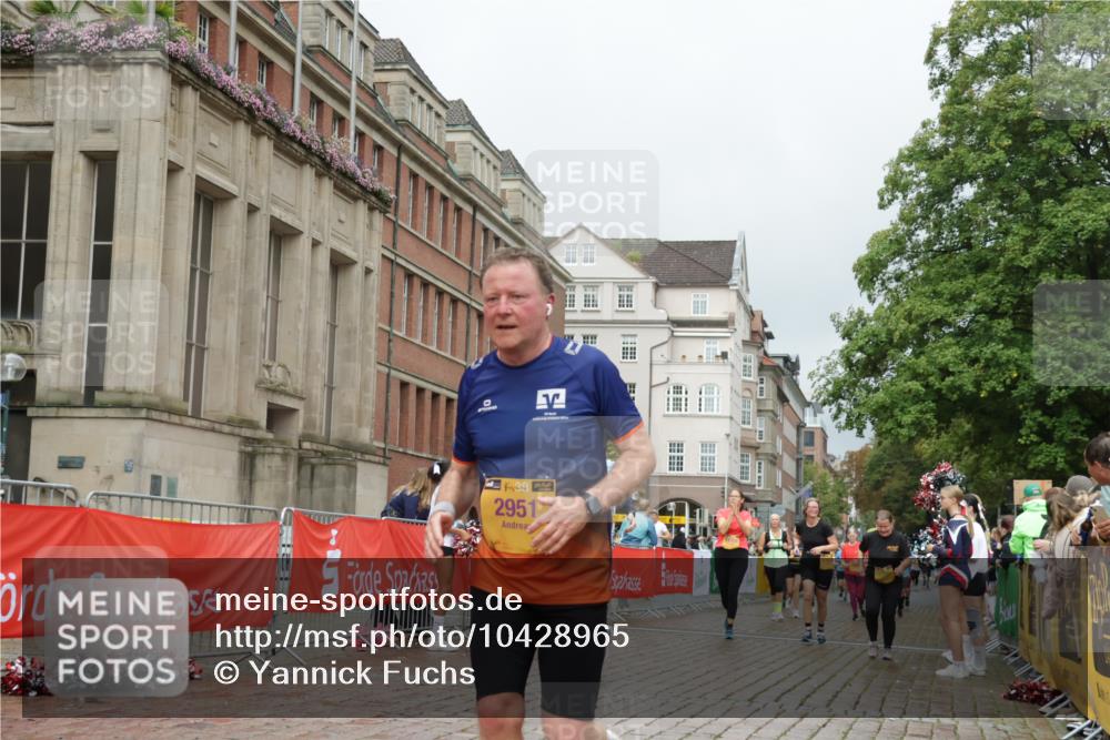 13.09.2026 - Kiel Lauf Yannick Fuchs http://msf.ph/oto/10428965 13.09.2026 11:09:22 Ziel 607, 1934, 2784, 7310, 8637, 8922, 8933, 8979, 10184, 10253, 10262, 10263, 10268, 11889, 1226, 1569, 1934, 2250, 2951, 3022, 3752, 4526, 6028, 7681, 9112, 9752, 9995, 10813, 10928, 11674, 12238, 12334, 12532, 2992, 5528, 7111, 10423, 24, 25, 1170, 2250, 2951, 4709, 10928 meine-sportfotos.de