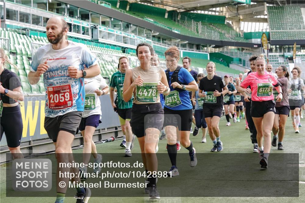 13.09.2026 - 21. swb-Marathon Bremen Michael Burmester http://msf.ph/oto/10428981 13.09.2026 13:26:46 Laufen im Stadion 186, 202, 357, 364, 390, 530, 543, 597, 645, 833, 966, 1077, 1283, 1410, 1412, 1443, 1459, 1473, 1487, 1530, 1608, 1618, 1700, 1744, 1769, 1828, 1953, 1961, 2058, 2273, 2298, 2308, 2309, 2382, 2384, 2388, 2404, 2428, 2507, 2508, 2542, 2558, 2576, 2582, 2591, 2592, 2656, 2675, 2725, 2748, 2762, 2817, 2875, 2878, 2923, 2965, 2970, 2981, 3045, 3047, 3050, 3062, 3073, 3084, 3097, 3172, 3184, 3219, 3359, 3433, 3540, 3592, 3629, 3756, 3907, 3978 meine-sportfotos.de