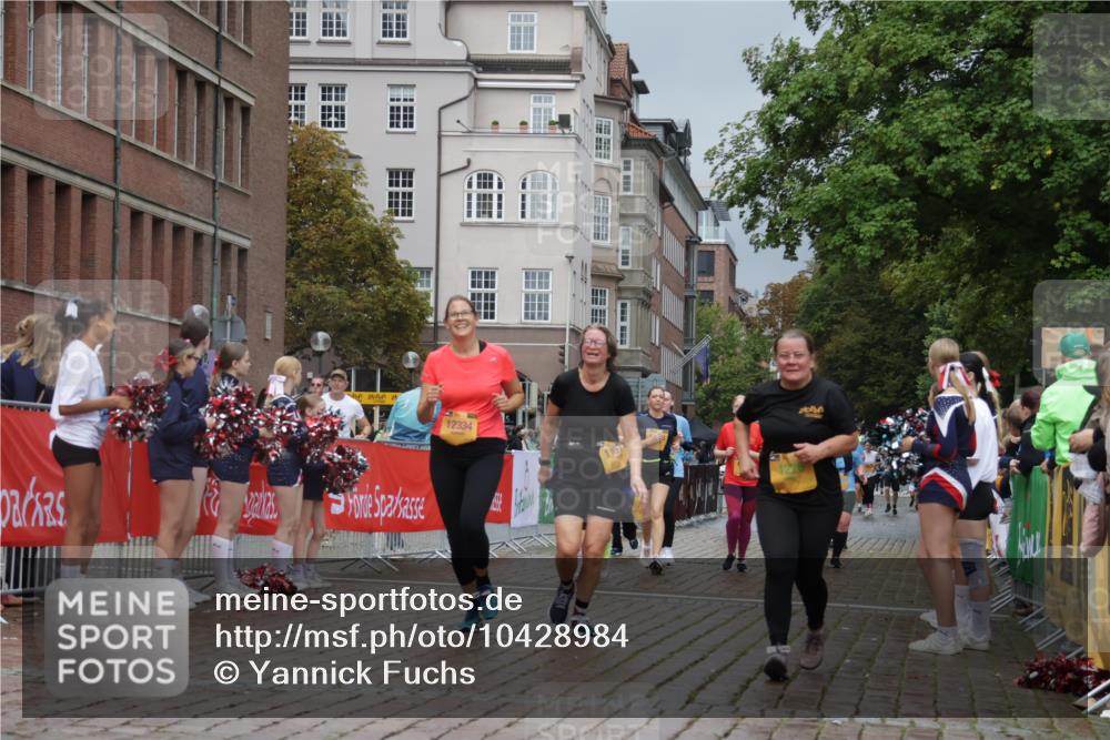 13.09.2026 - Kiel Lauf Yannick Fuchs http://msf.ph/oto/10428984 13.09.2026 11:09:24 Ziel 607, 2784, 7310, 8637, 8922, 8933, 8979, 10184, 10253, 10262, 10263, 10268, 11889, 1226, 1569, 1934, 3022, 3752, 4526, 6028, 7681, 8933, 9112, 9752, 9995, 10813, 10928, 11674, 12238, 12334, 12532, 2992, 5528, 7111, 10423, 24, 25, 2250, 2951, 10928 meine-sportfotos.de