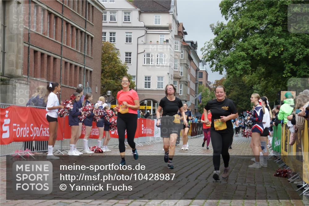 13.09.2026 - Kiel Lauf Yannick Fuchs http://msf.ph/oto/10428987 13.09.2026 11:09:24 Ziel 607, 2784, 7310, 8637, 8922, 8933, 8979, 10184, 10253, 10262, 10263, 10268, 11889, 1226, 1569, 1934, 3022, 3752, 4526, 6028, 7681, 8933, 9112, 9752, 9995, 10813, 10928, 11674, 12238, 12334, 12532, 2992, 5528, 7111, 10423, 24, 25, 2250, 2951, 10928 meine-sportfotos.de