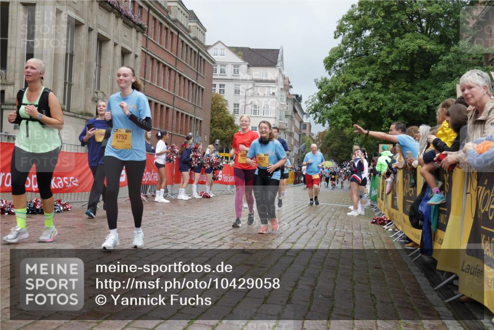 13.09.2026 - Kiel Lauf Yannick Fuchs http://msf.ph/oto/10429058 13.09.2026 11:09:33 Ziel 2784, 5528, 7111, 7310, 8922, 607, 1569, 1934, 3022, 3752, 4526, 6028, 7681, 8637, 8933, 8979, 9112, 9752, 9995, 10184, 10253, 10262, 10263, 10268, 10813, 11889, 12238, 12532, 508, 1074, 2992, 5843, 5867, 7683, 7826, 10352, 10423, 11208, 11428, 11429, 1226, 1569, 3022, 4526, 9752, 10813, 11674, 12334 meine-sportfotos.de