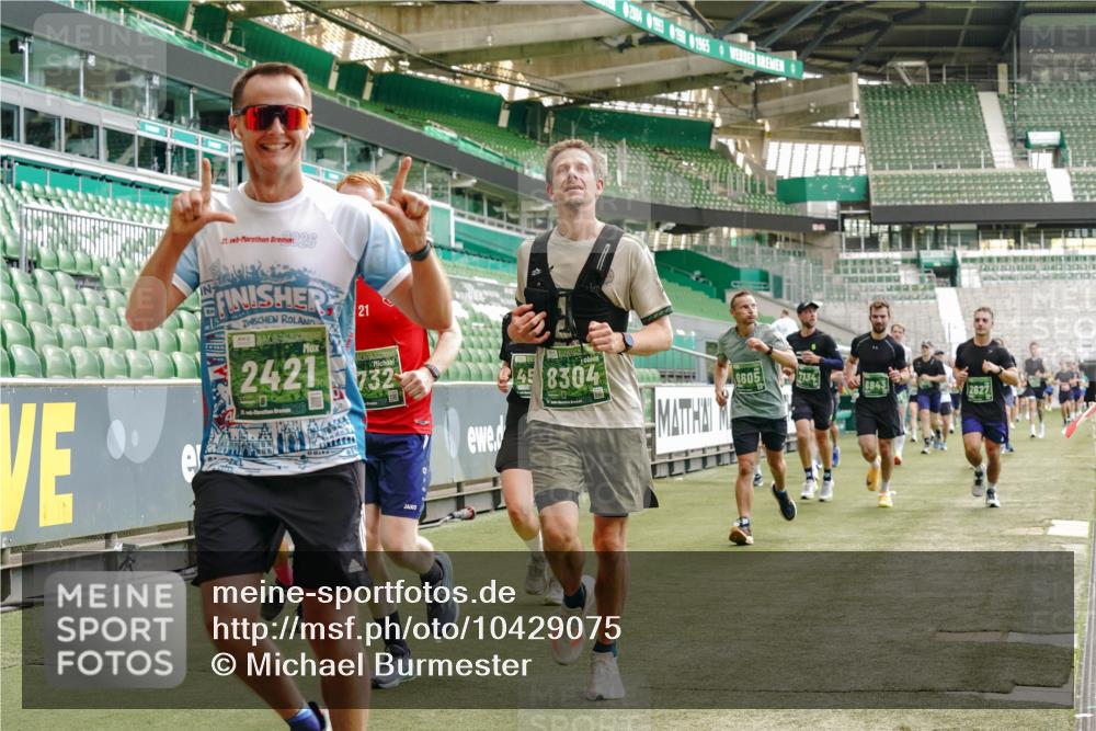 13.09.2026 - 21. swb-Marathon Bremen Michael Burmester http://msf.ph/oto/10429075 13.09.2026 13:03:09 Laufen im Stadion 150, 210, 488, 531, 596, 722, 725, 762, 881, 936, 940, 946, 1014, 1163, 1250, 1458, 1460, 1479, 1611, 1649, 1771, 2047, 2223, 2276, 2292, 2345, 2364, 2378, 2421, 2434, 2513, 2625, 2638, 2666, 2668, 2779, 2851, 2900, 2934, 2977, 2987, 3013, 3044, 3114, 3135, 3163, 3164, 3187, 3248, 3258, 3294, 3334, 3360, 3392, 3402, 3454, 3460, 3496, 3510, 3527, 3576, 3579, 3585, 3597, 3603, 3618, 3667, 3721, 3846, 3852, 3859, 3893, 3938, 3970, 3983, 4000, 4077, 4133, 4506, 4558 meine-sportfotos.de